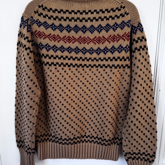 Vintage Patterned Sweater - Picture 3 of 4